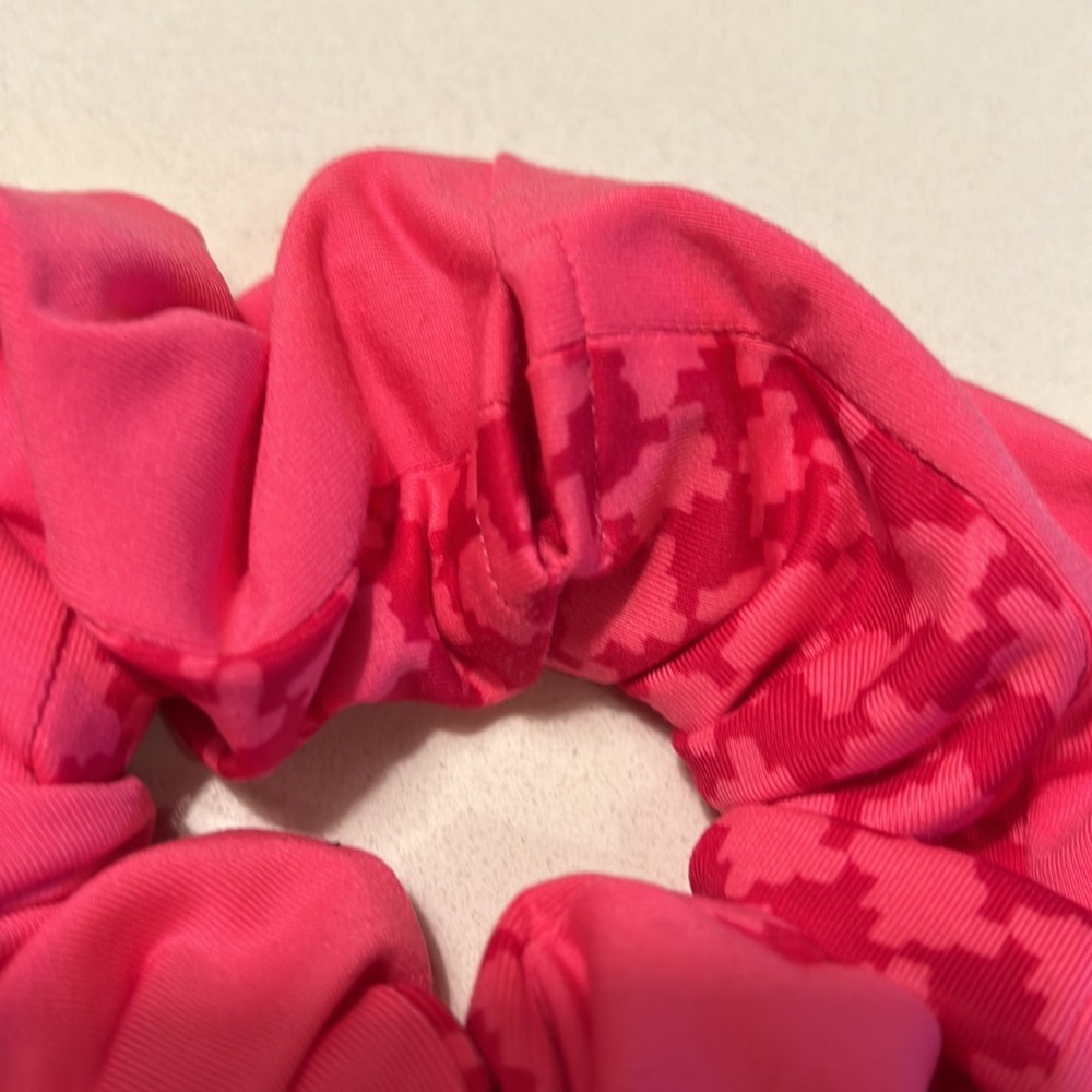 Iviva pink houndstooth hair band - Picture 5 of 5